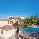 Isa-residence Bouganvillage Tanaunella