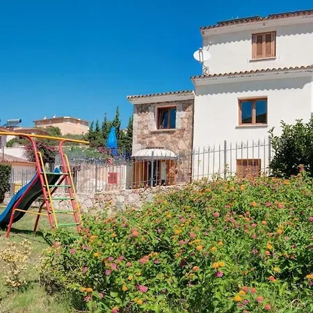 Isa-residence Bouganvillage 3* Танаунелла
