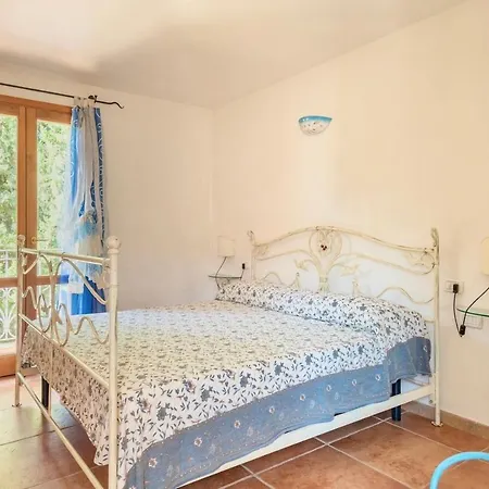 Isa-residence Bouganvillage 3* Танаунелла