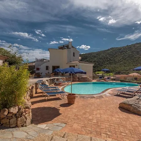 Апарт-отель Isa-residence Bouganvillage