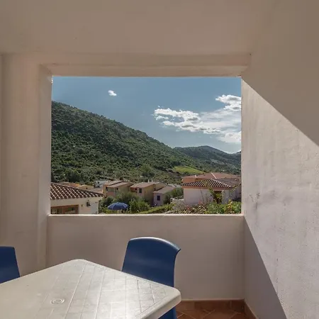 Isa-residence Bouganvillage 3* Танаунелла