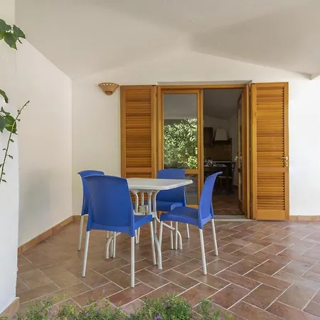 Апарт-отель Isa-residence Bouganvillage Танаунелла