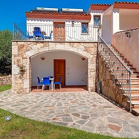 Appart hôtel Isa-residence Bouganvillage Tanaunella